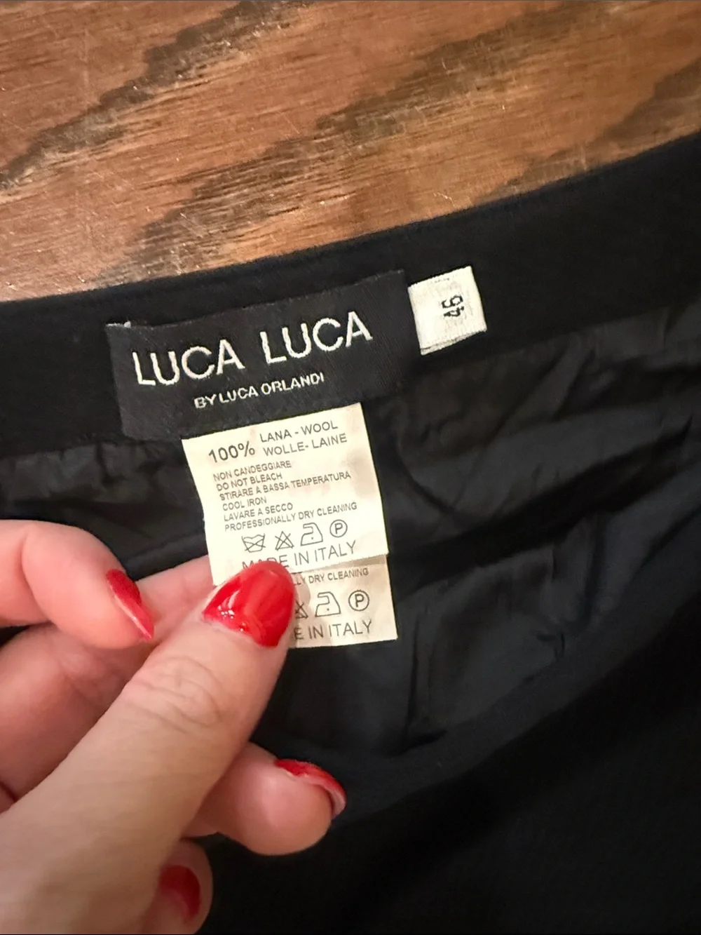 Luca Luca by Luca Orlandi 100% wool pencil skirt, size 46, size 10